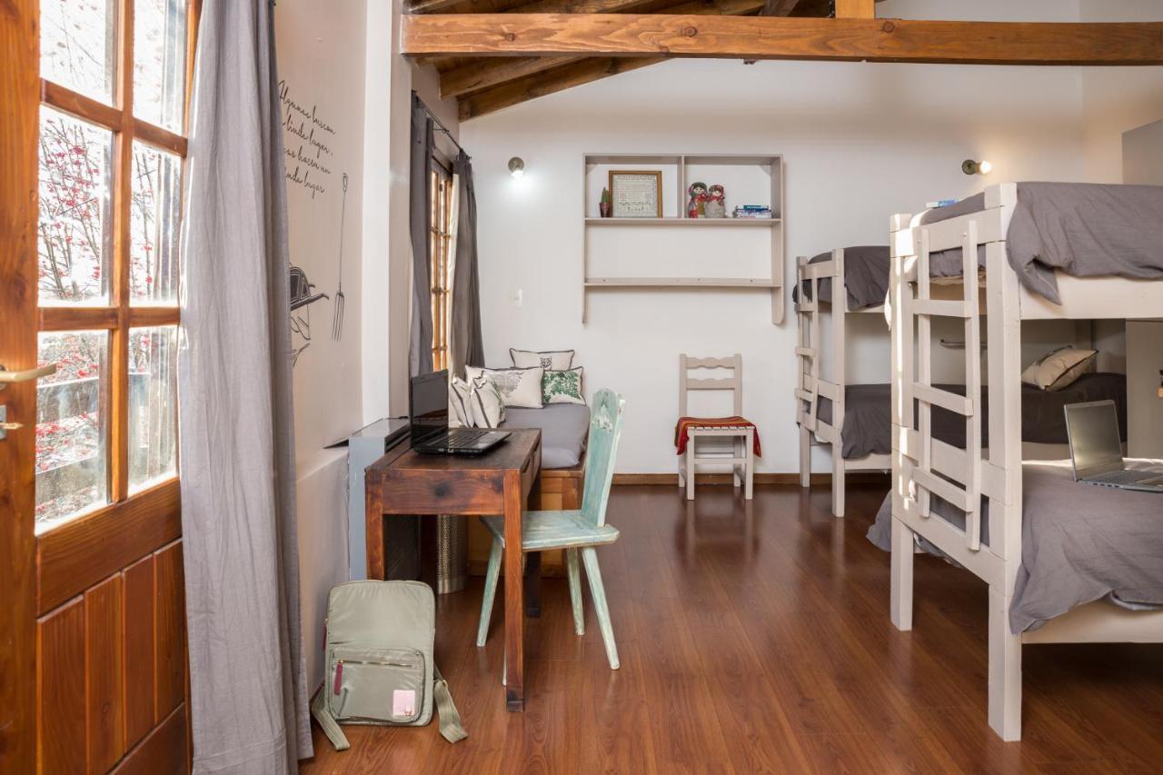 La Justina Hostel Сан-Карлос-де-Барилоче Экстерьер фото