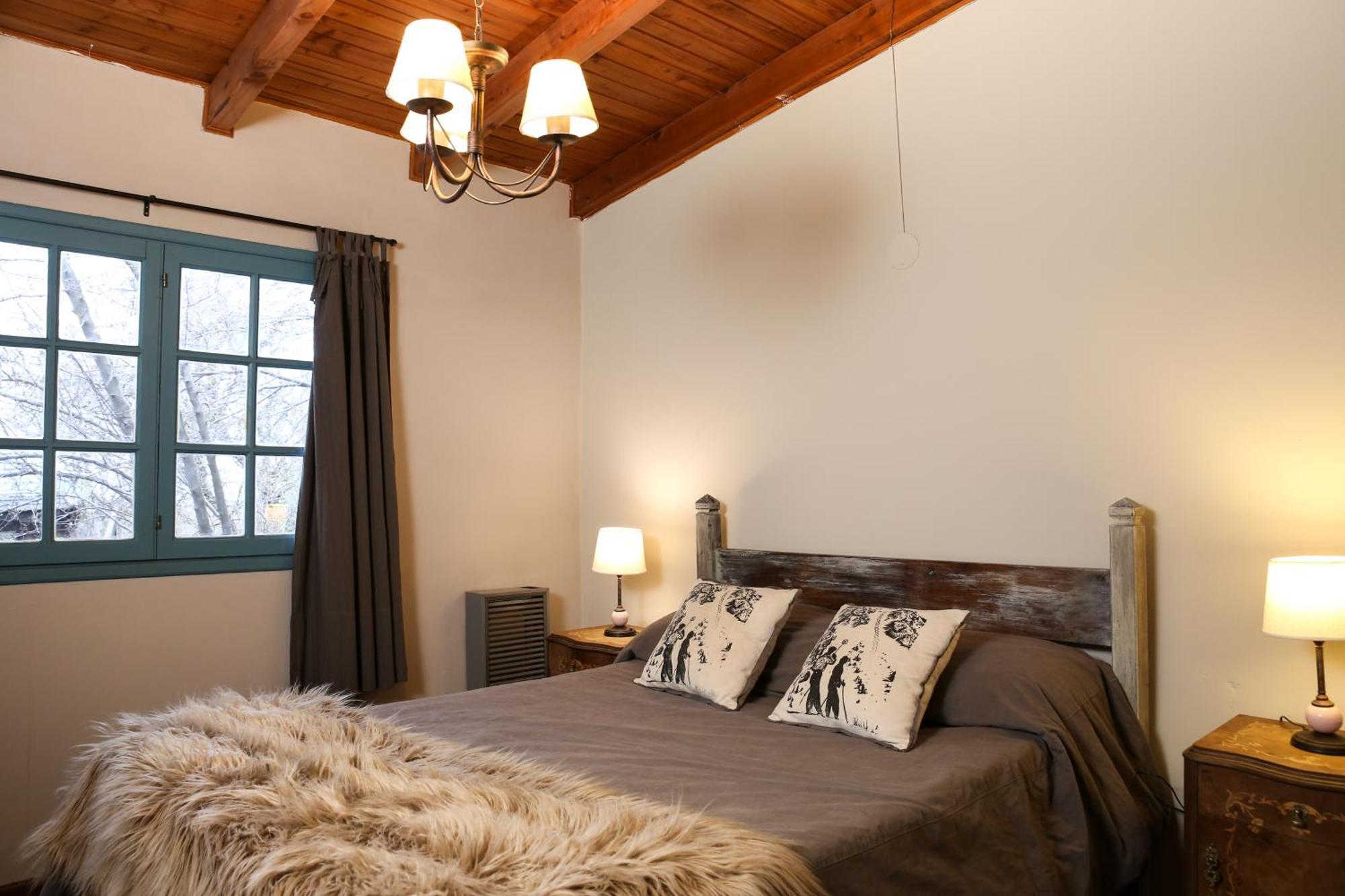 La Justina Hostel Сан-Карлос-де-Барилоче Экстерьер фото